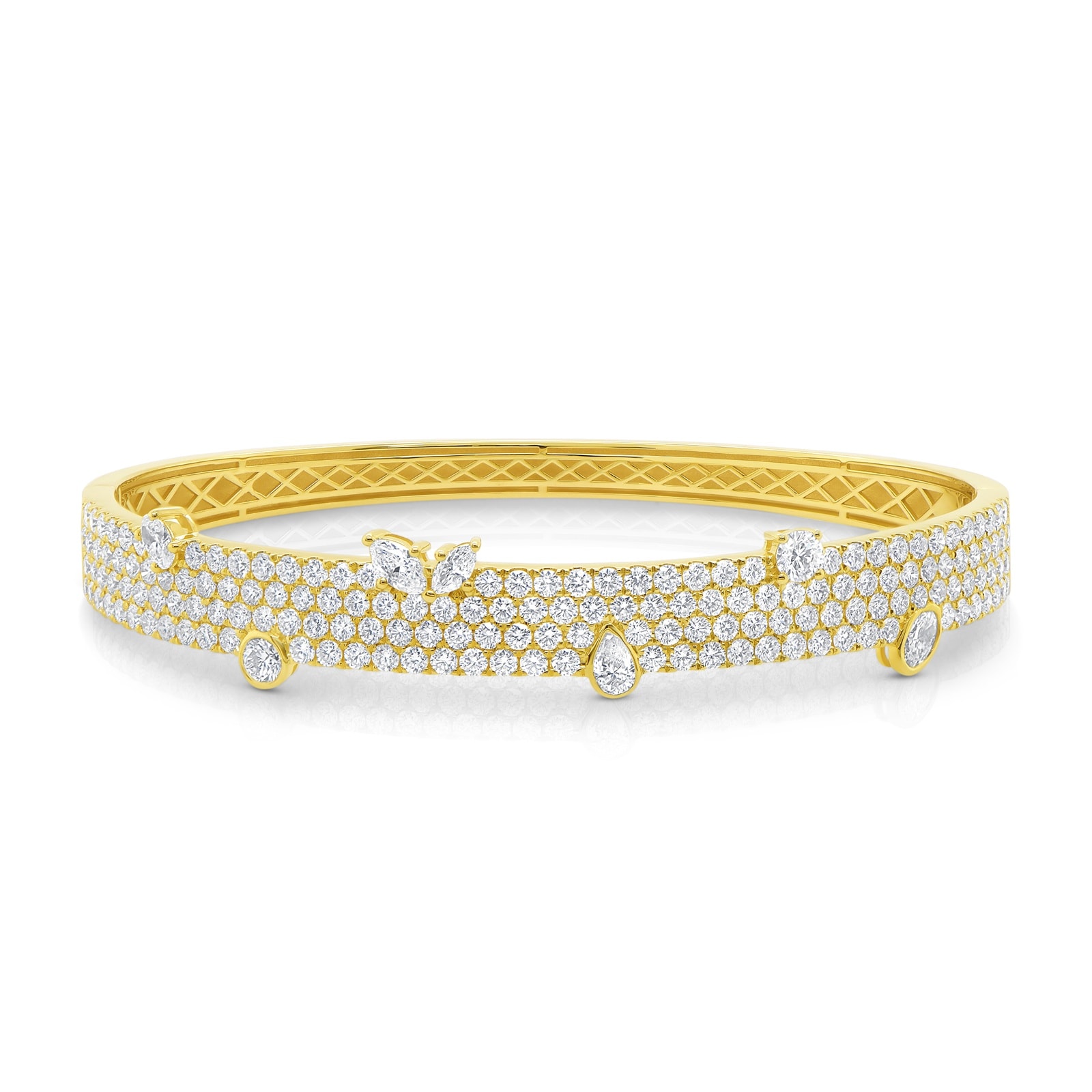 18K Yellow Gold 4.97cttw Mixed Cut Diamond Bangle - Size Medium