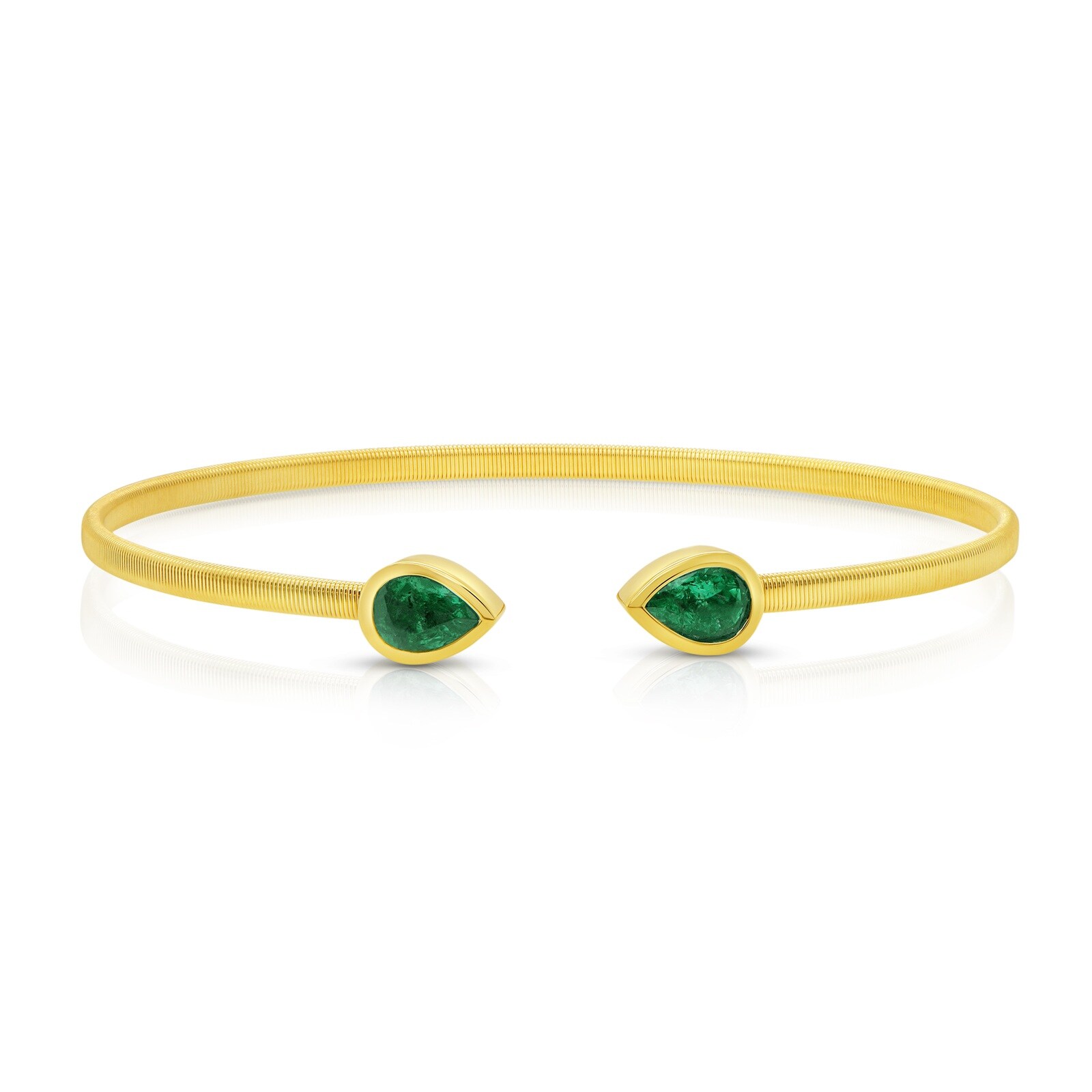 18K White Gold 1.19cttw Pear-Shaped Emerald Bangle