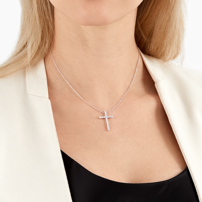 Mayors 18k White Gold 0.95ct Large Cross Pendant