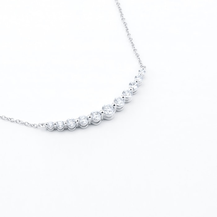 Mayors 18k White Gold 1.07cttw Diamond Smile Necklace