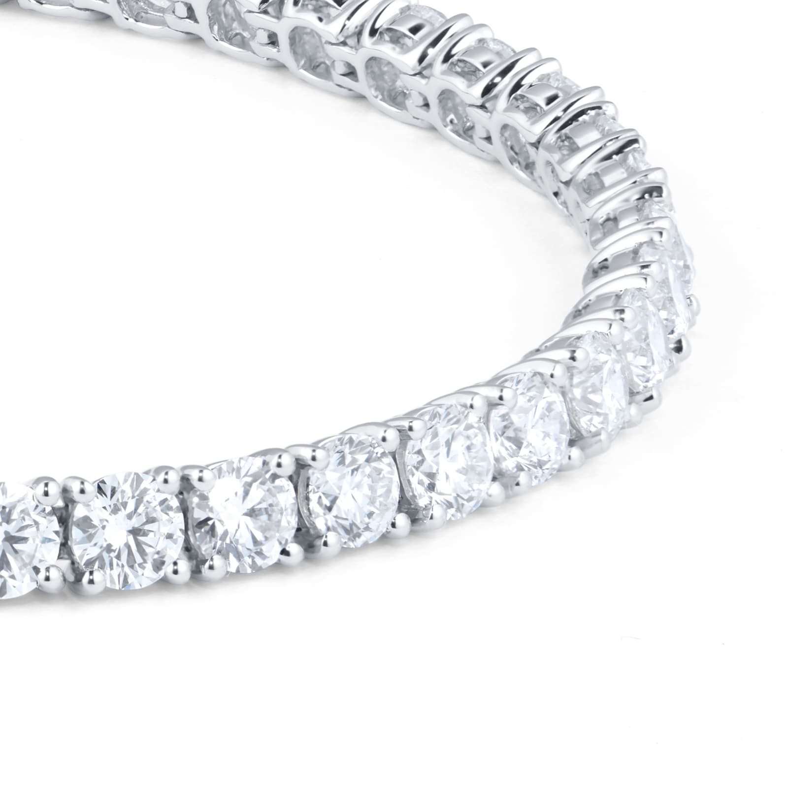 Mappin & Webb 18ct White Gold 10.20cttw Diamond Tennis Bracelet Mappin & Webb 18ct White Gold 10.20cttw Diamond Tennis Bracelet