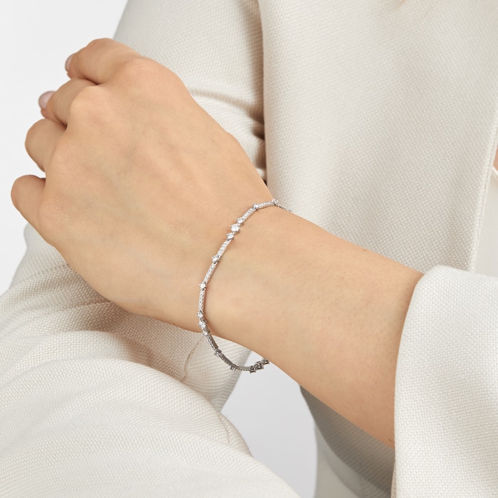 Goldsmiths 18ct White Gold Linear Line Bracelet