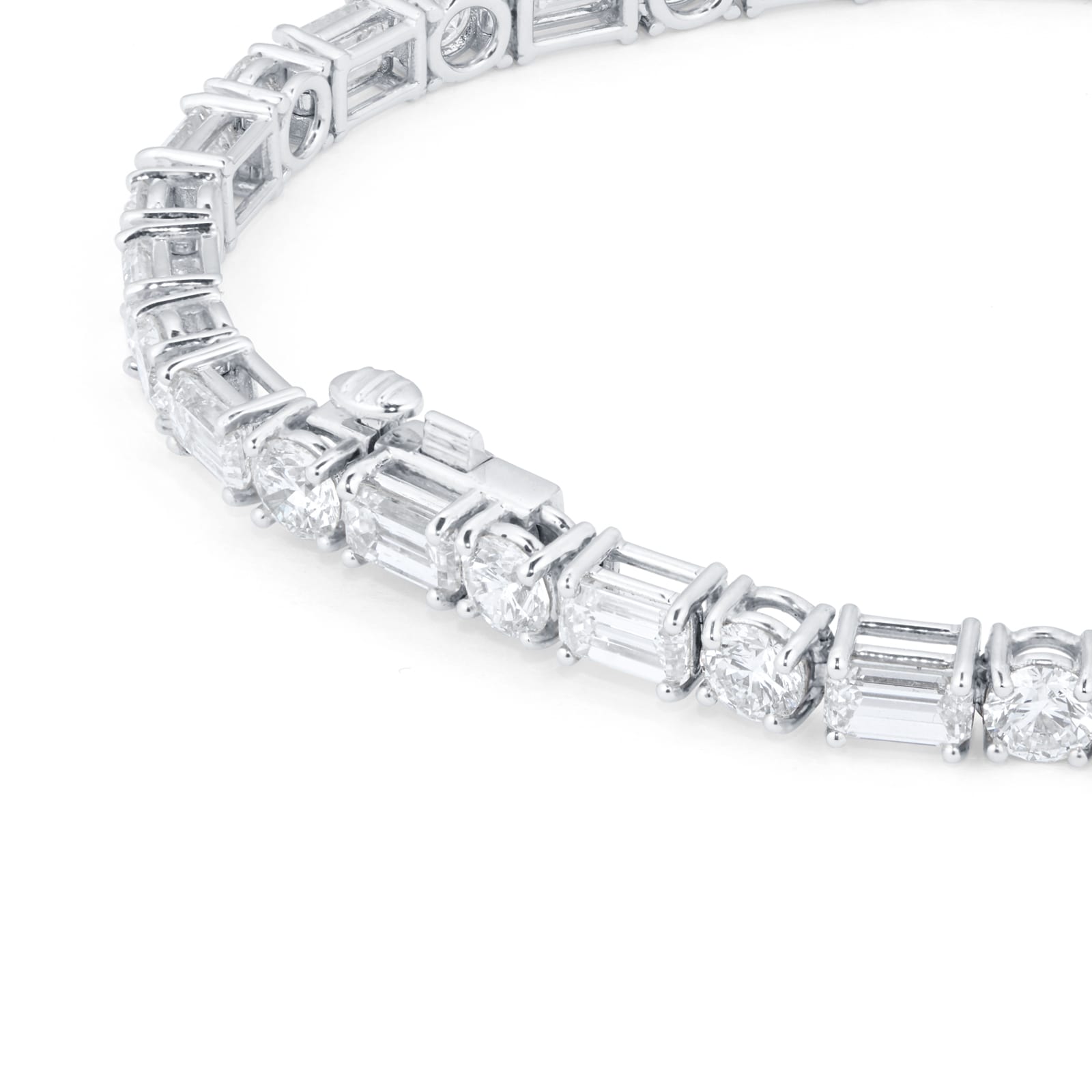 Mappin & Webb 18ct White Gold 11.60cttw Brilliant and Emerald Cut Diamond Line Bracelet Mappin & Webb 18ct White Gold 11.60cttw Brilliant and Emerald Cut Diamond Line Bracelet