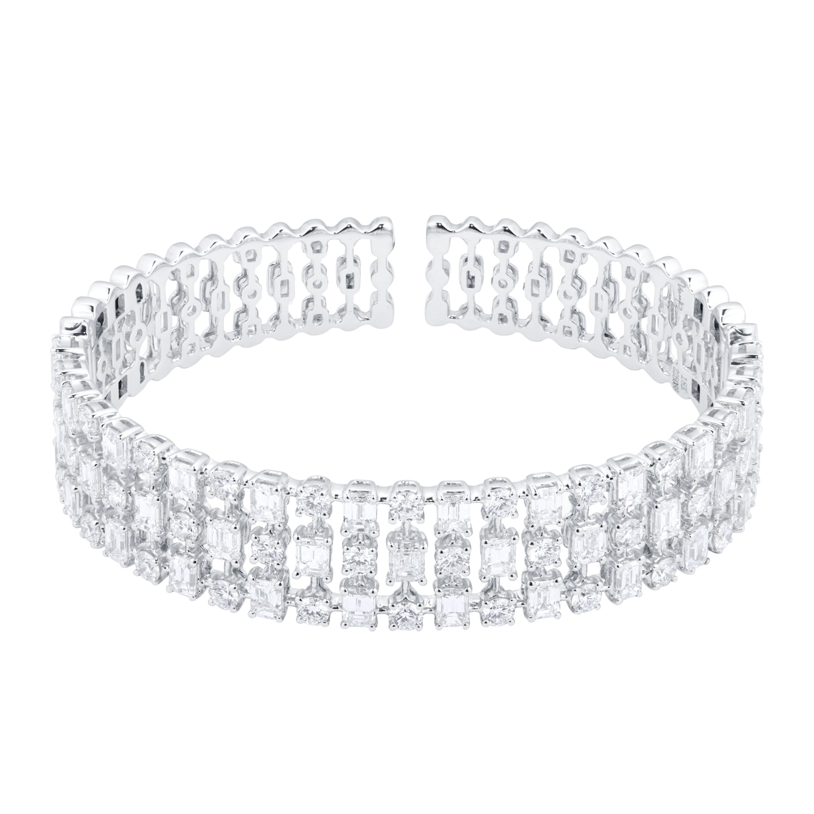 Mappin & Webb 18ct White Gold 9.71cttw Emerald and Brilliant Cut Diamond Bar Cuff Bangle