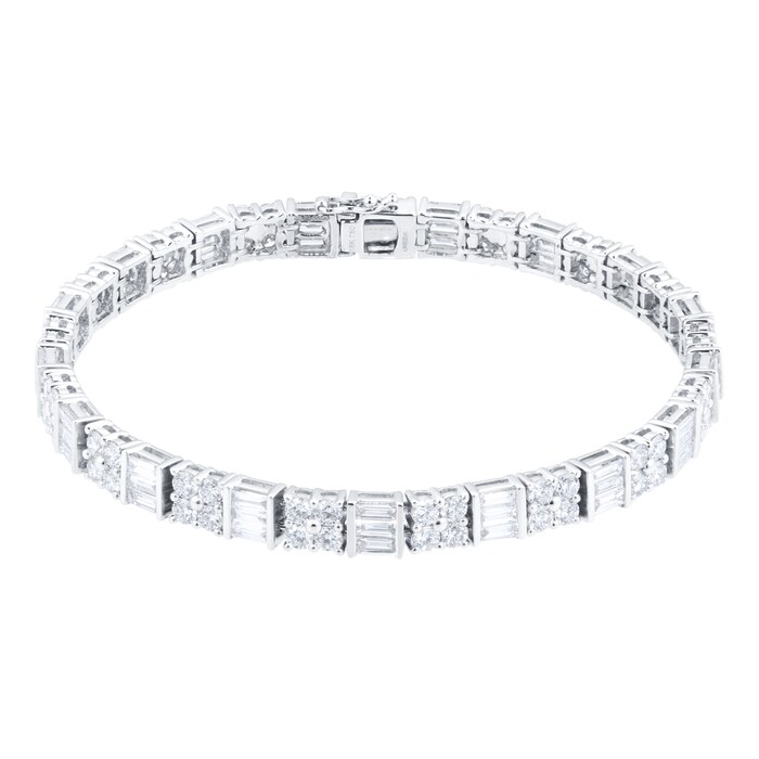 Mappin & Webb 18ct White Gold 6.75cttw Baguette and Brilliant Cut Diamond Line Bracelet