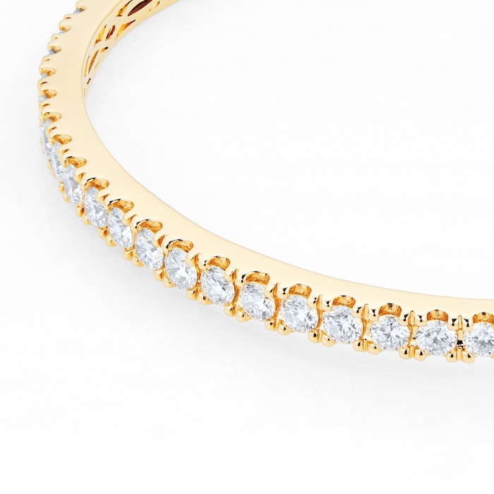 Goldsmiths 18ct Yellow Gold 2.50cttw Diamond Bangle