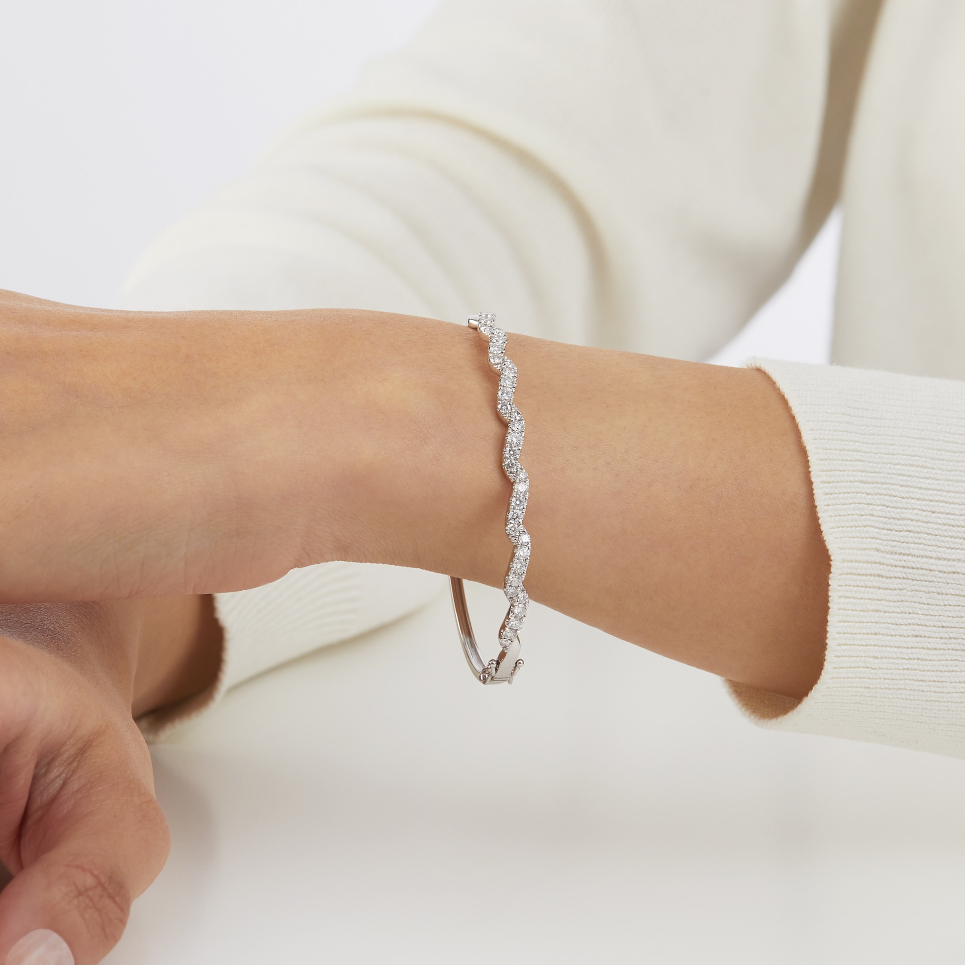 Bracelets, Yellow, White & Rose Gold Bracelets & Bangles for Women UK — free download