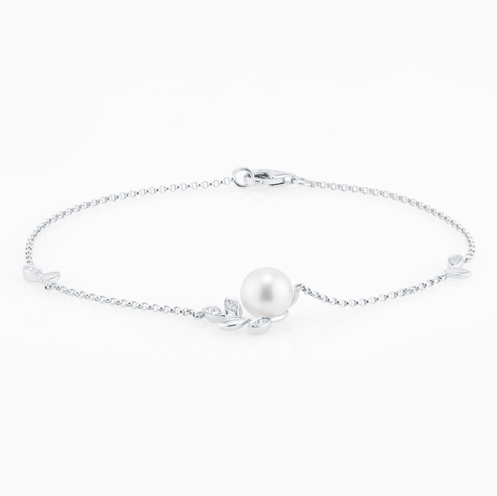 18ct White Gold 7-7.5mm Akoya Pearl & 0.10cttw Diamond Bracelet