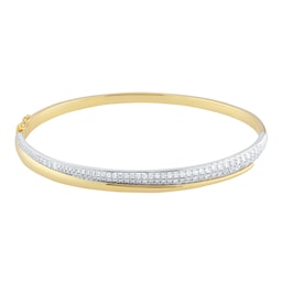 12111126 - 18ct Yellow and White Gold 1.00cttw Diamond Bypass Bangle
