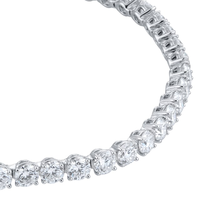 Goldsmiths 18ct White Gold 9.00cttw Brilliant Cut Diamond Line Bracelet