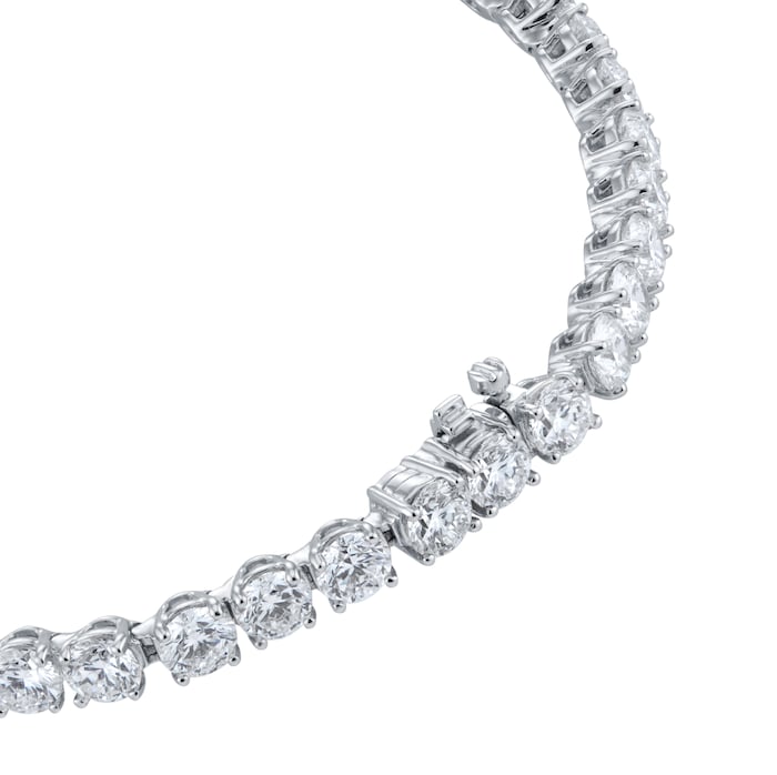 Goldsmiths 18ct White Gold 10.00cttw Brilliant Cut Diamond Line Bracelet