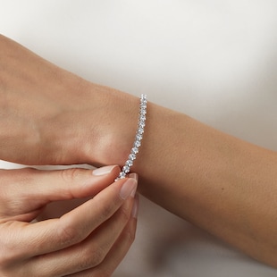 Goldsmiths 18ct White Gold 2.50cttw Brilliant Cut Diamond Line Bracelet