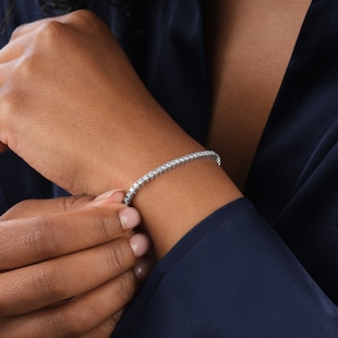 Mappin & Webb 18ct White Gold 3.00cttw Diamond Line Bracelet
