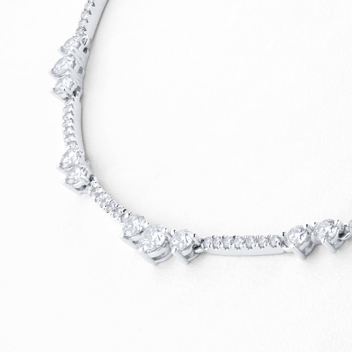 Goldsmiths 18ct White Gold Linear Line Necklace