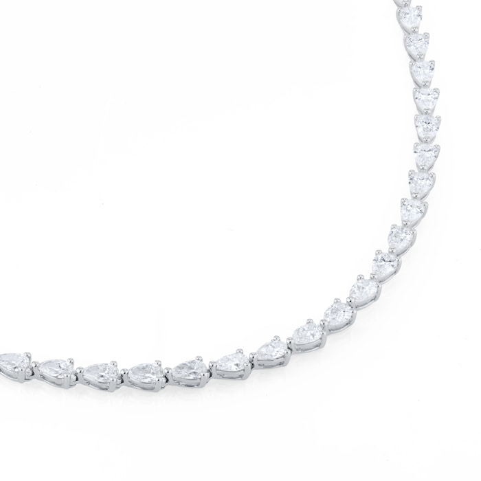 Goldsmiths 18ct White Gold 12.57cttw Pear Cut Diamond Line Necklace