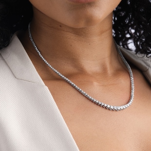 Goldsmiths 18ct White Gold 5.00cttw Brilliant Cut Graduated Diamond Line Necklace