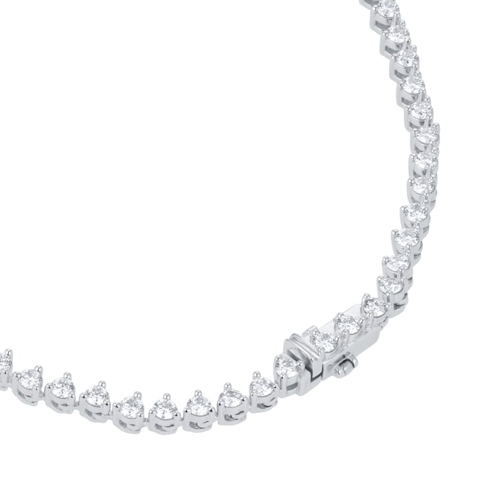 Goldsmiths 18ct White Gold 7.00cttw Brilliant Cut Graduated Diamond Line Necklace