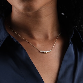 Goldsmiths 18ct Yellow Gold 0.70cttw Graduated Diamond Smile Necklace