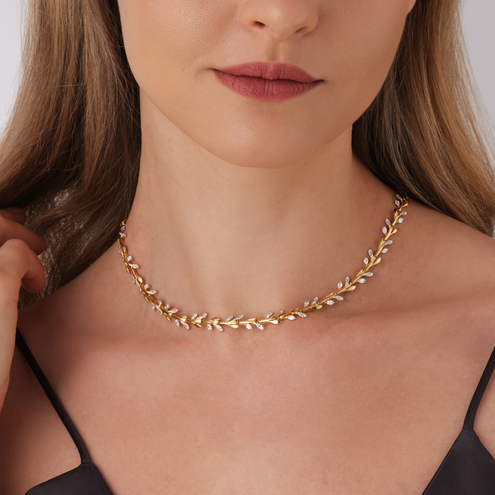 Mappin & Webb Vinea 18ct Yellow Gold 3.60cttw Diamond Necklace