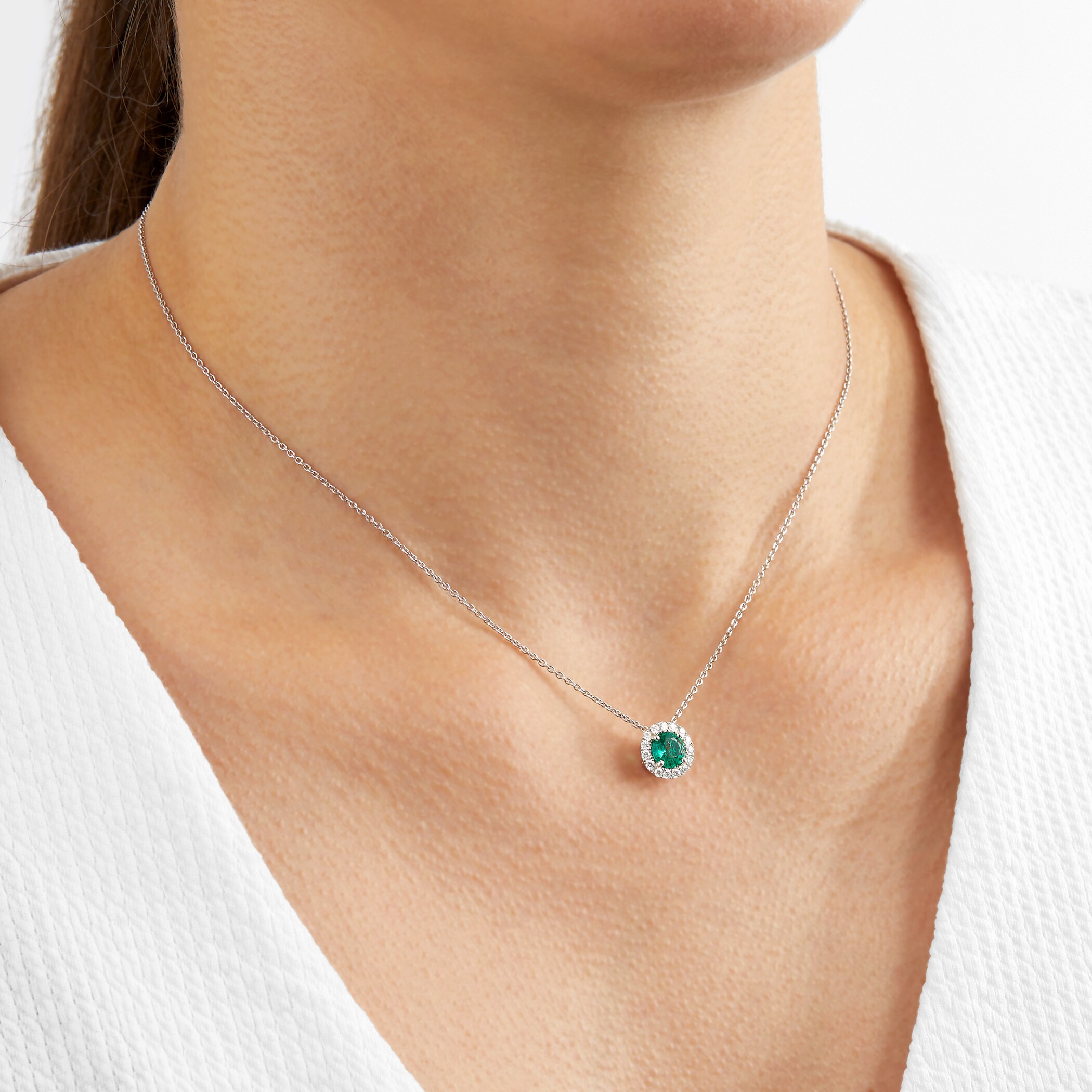 Mappin & Webb Carrington 18ct White Gold 6mm Emerald and 0.20cttw Diamond Pendant