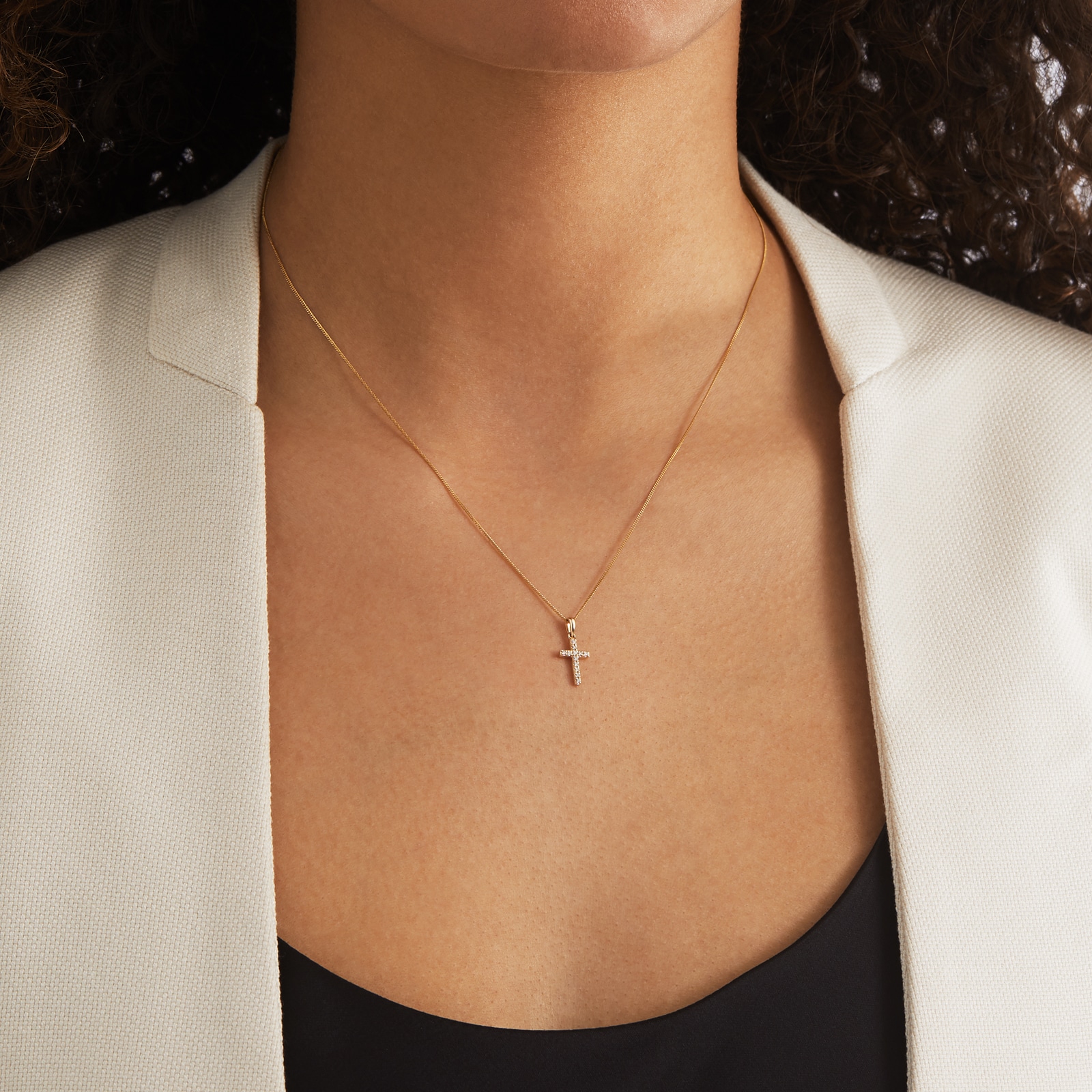Goldsmiths 9ct Yellow Gold Cross Pendant