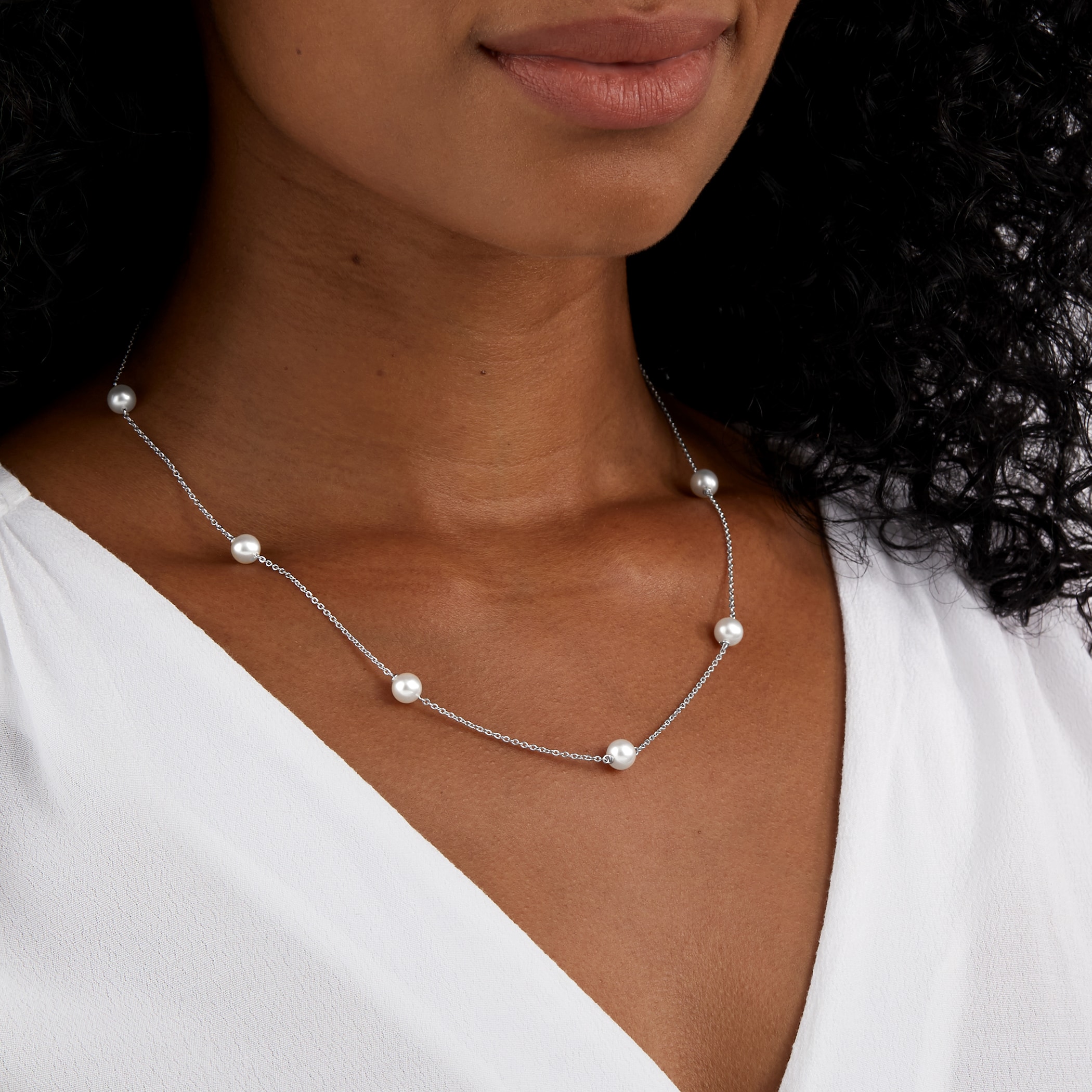 Mappin & Webb Gossamer 18ct White Gold Freshwater Pearl Necklace Mappin & Webb Gossamer 18ct White Gold Freshwater Pearl Necklace