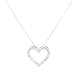 12143518 - 18ct White Gold 0.20ct Heart Pendant