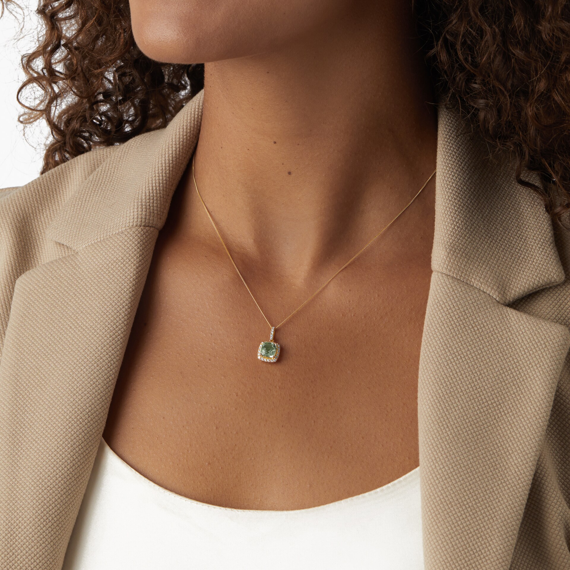 Goldsmiths 18ct Yellow Gold 0.15cttw Diamond Halo Green Amethyst Pendant Goldsmiths 18ct Yellow Gold 0.15cttw Diamond Halo Green Amethyst Pendant