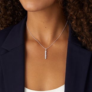 Mappin & Webb 18ct White Gold 1.27cttw Fancy Drop Pendant