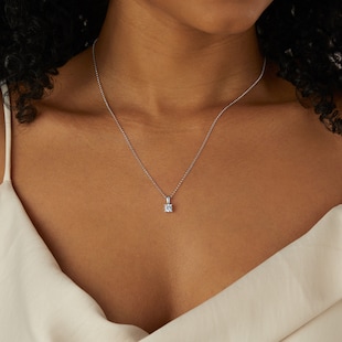 Goldsmiths 9ct White Gold 0.50cttw Diamond Pendant