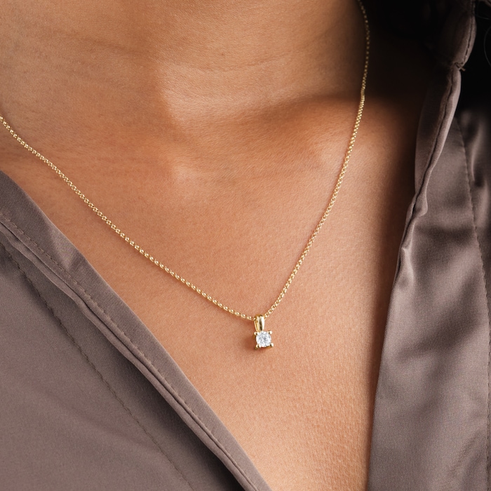 Goldsmiths 9ct Yellow Gold 0.25cttw Diamond Pendant