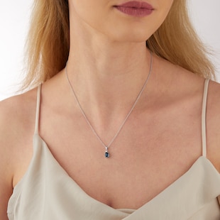 Mappin & Webb 18ct White Gold 5mm x 7mm Sapphire & Diamond Pendant