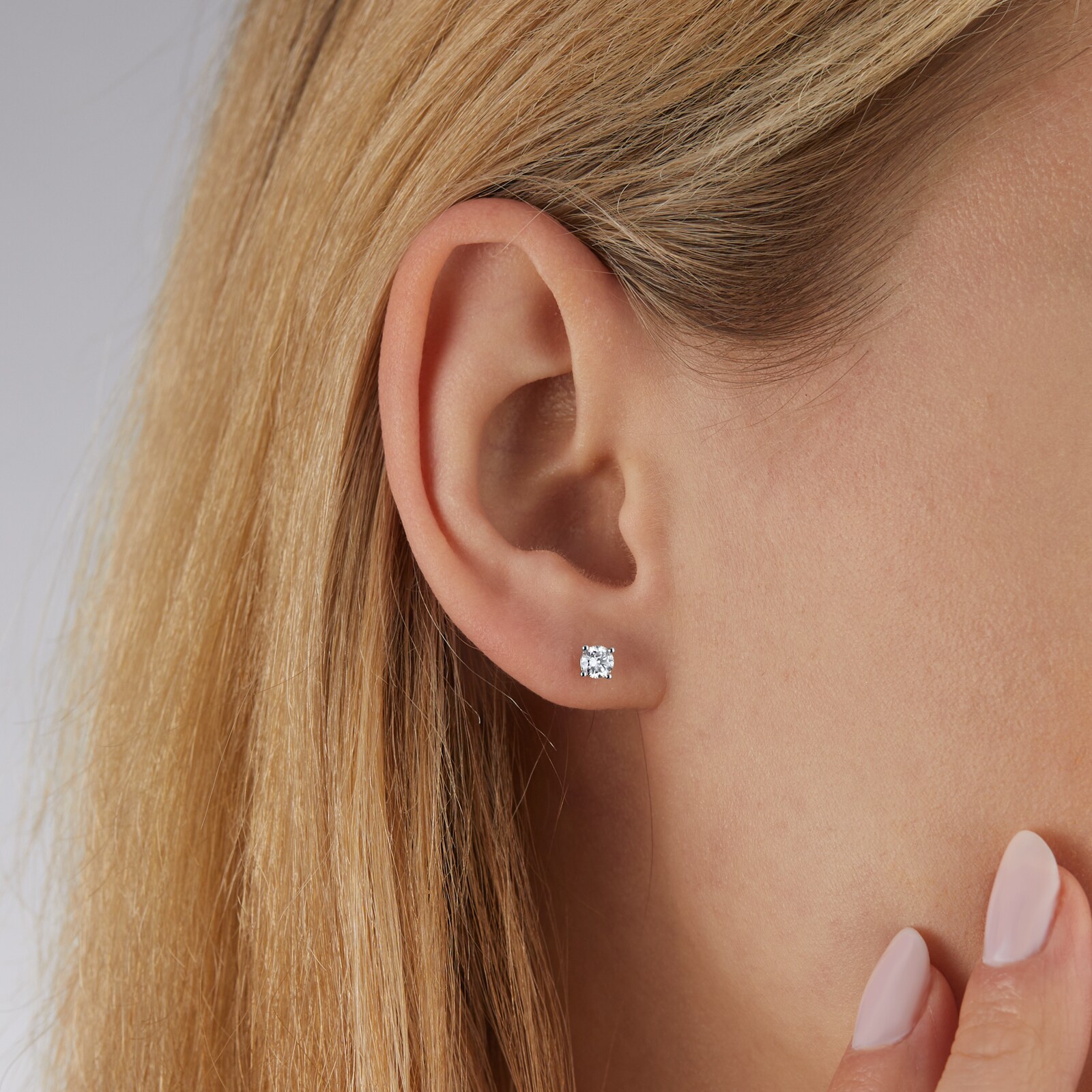 Women's Personalized White Gold Plated Bright Sterling Silver Stud Earrings main image 1