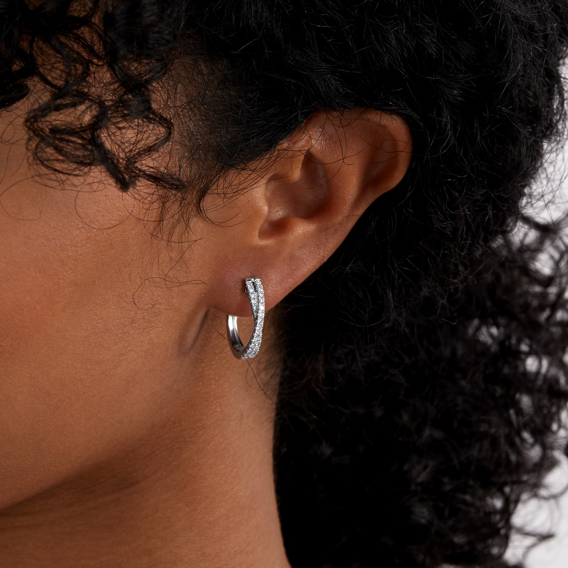 Goldsmiths 18ct White Gold Crossover Hoop Earrings