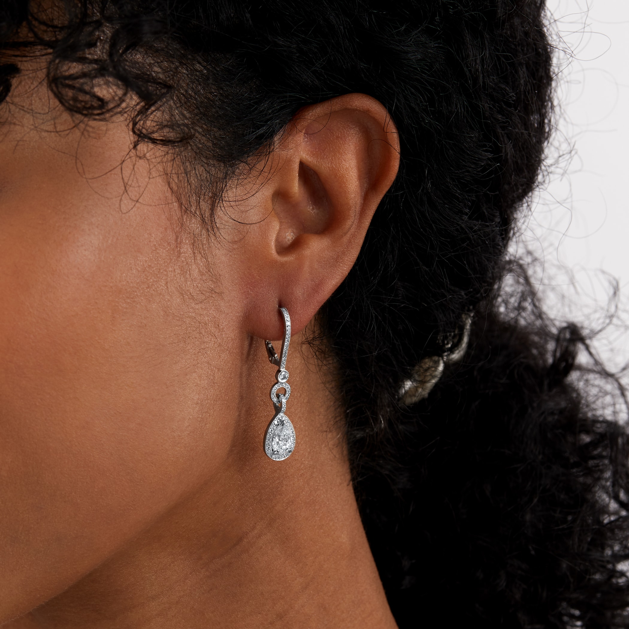 Mappin & Webb Platinum 2.62ct Pear Cut Diamond Halo Drop Earrings Mappin & Webb Platinum 2.62ct Pear Cut Diamond Halo Drop Earrings