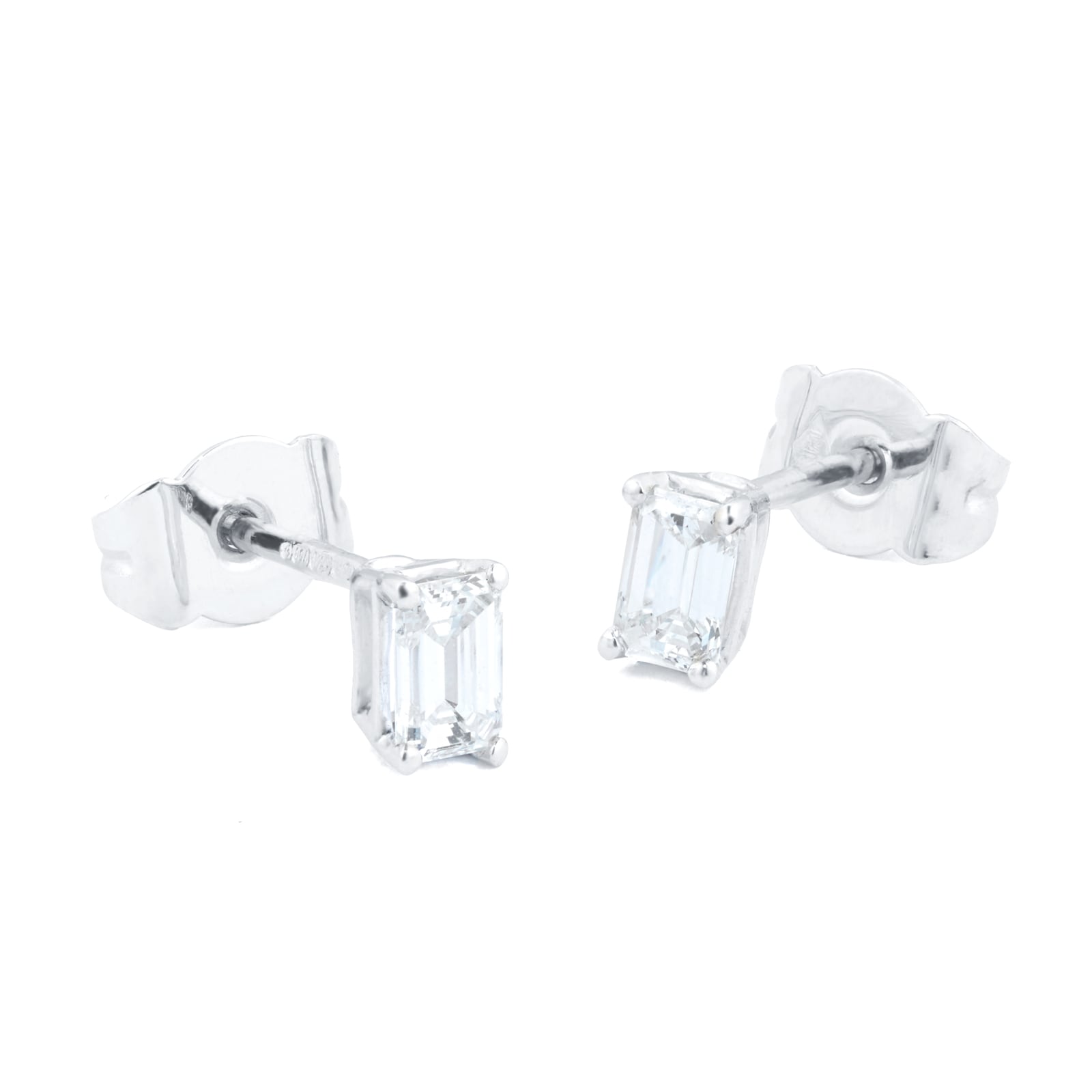 Goldsmiths Platinum 0.50ct Diamond Emerald Stud Earrings Goldsmiths Platinum 0.50ct Diamond Emerald Stud Earrings