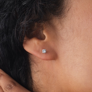 Goldsmiths 18ct White Gold 0.25cttw Diamond Stud Earrings