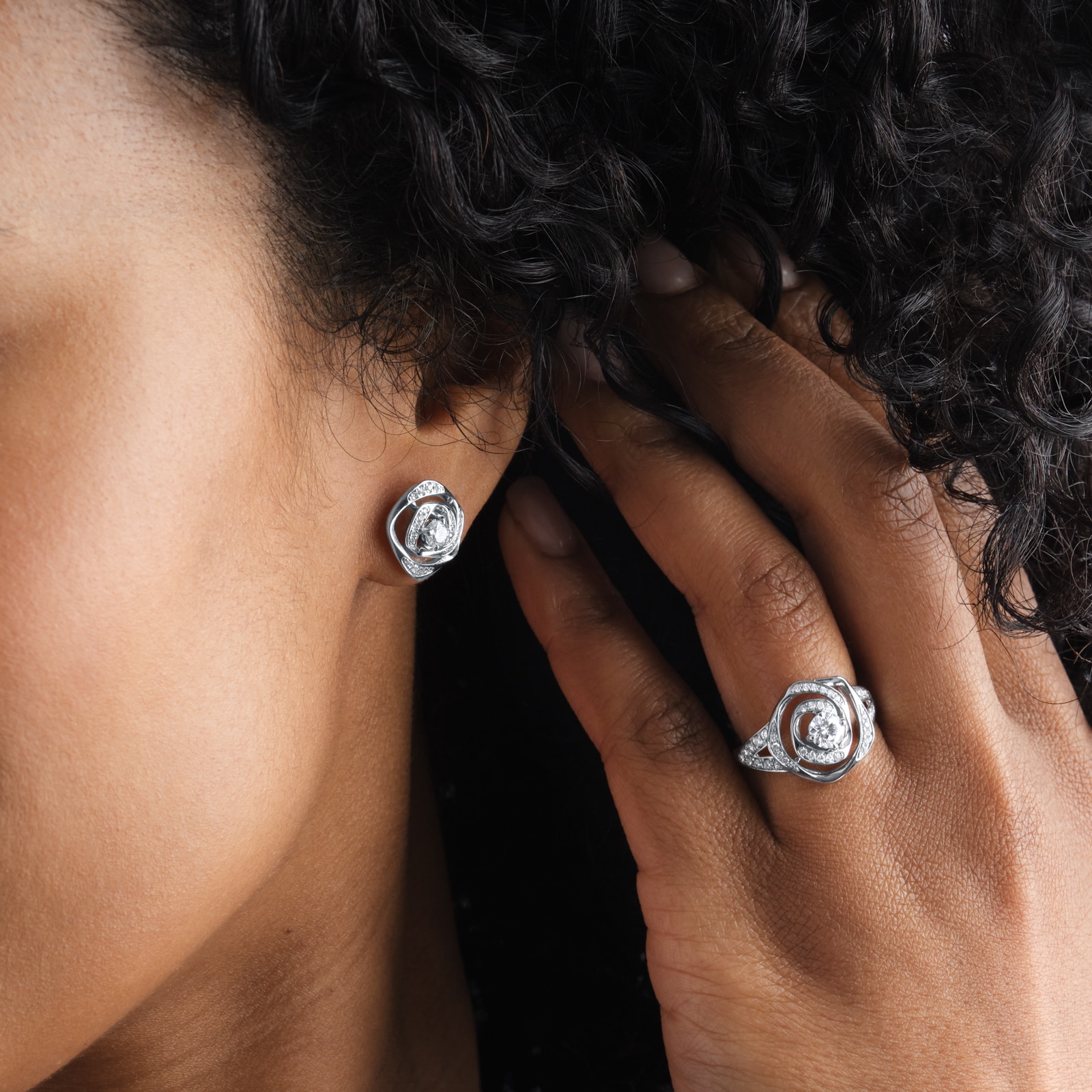 Mappin & Webb Limited Edition 18ct White Gold 0.51cttw Diamond Stud Earrings Mappin & Webb Limited Edition 18ct White Gold 0.51cttw Diamond Stud Earrings