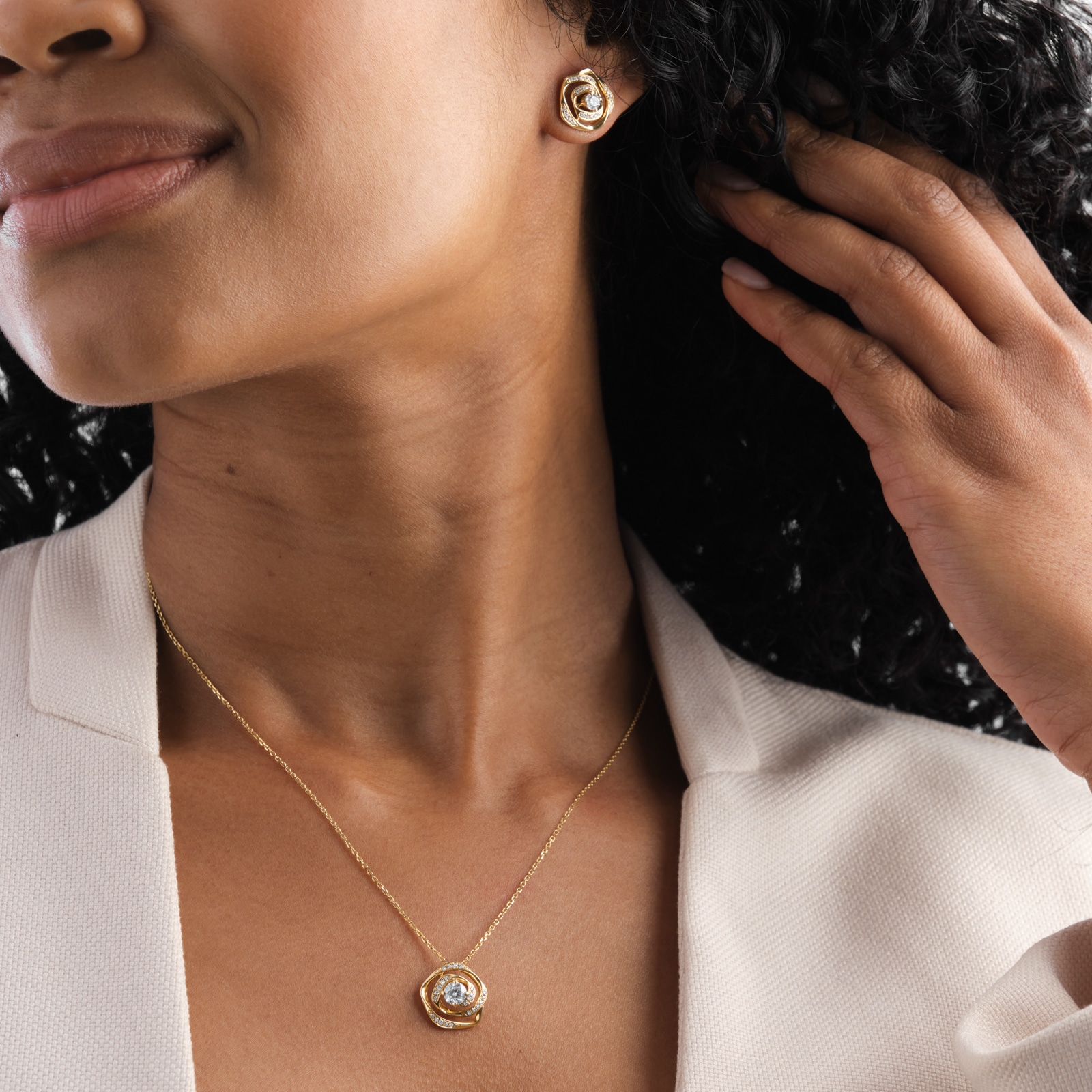 Mappin & Webb Limited Edition 18ct Yellow Gold 0.51cttw Diamond Stud Earrings Mappin & Webb Limited Edition 18ct Yellow Gold 0.51cttw Diamond Stud Earrings