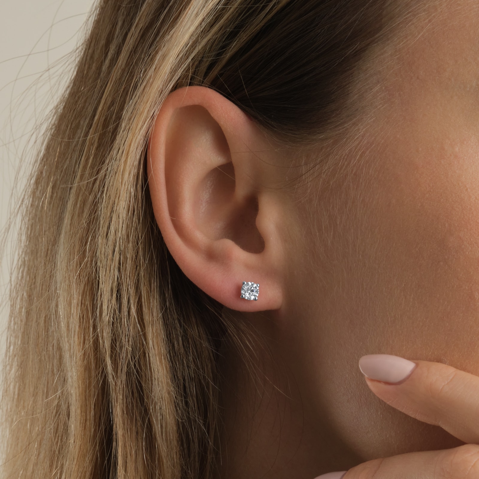 Goldsmiths 18ct White Gold 1.00cttw Brilliant Cut Diamond Solitaire Stud Earrings