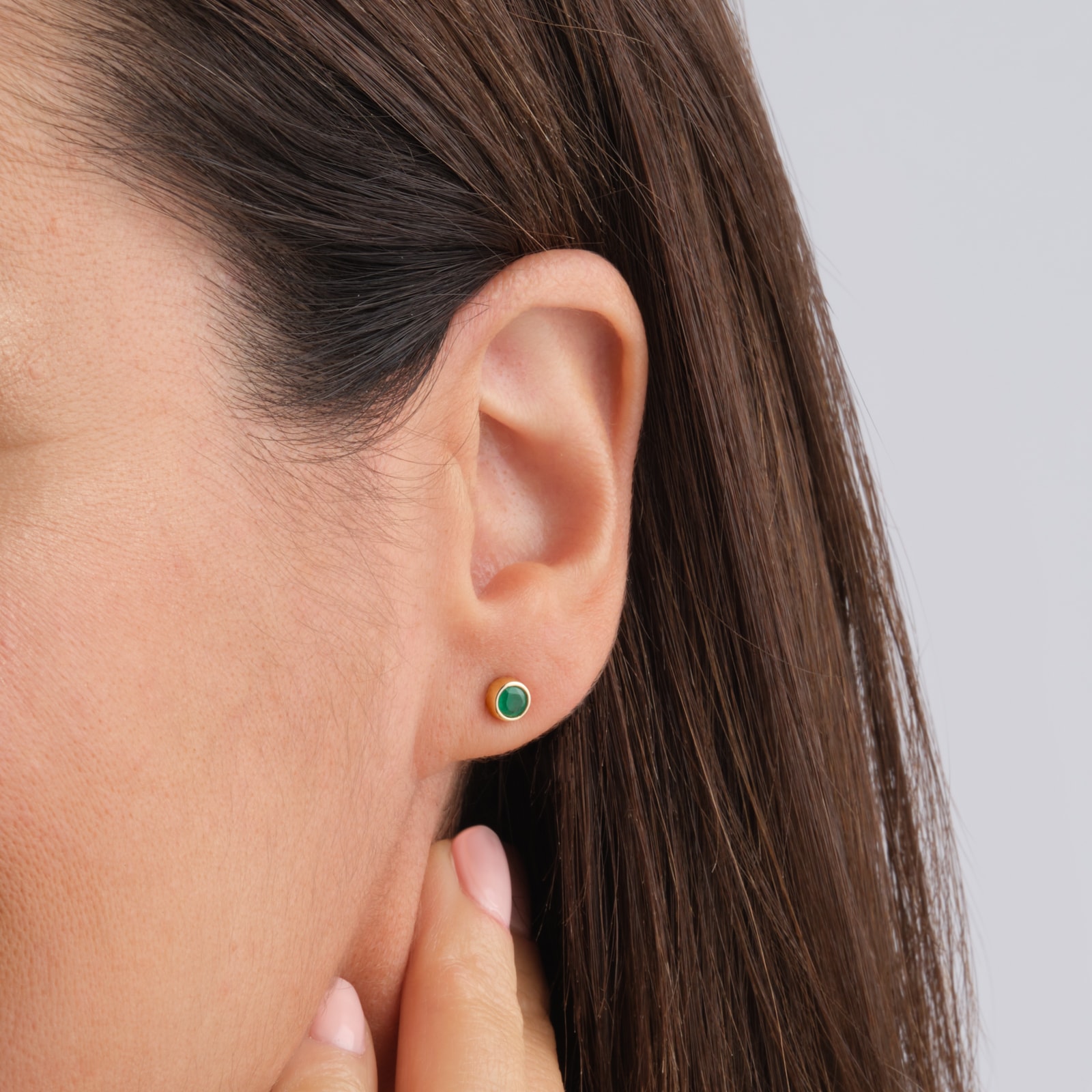 Best Luxury 
9ct Yellow Gold Emerald Birthstone Stud Earrings