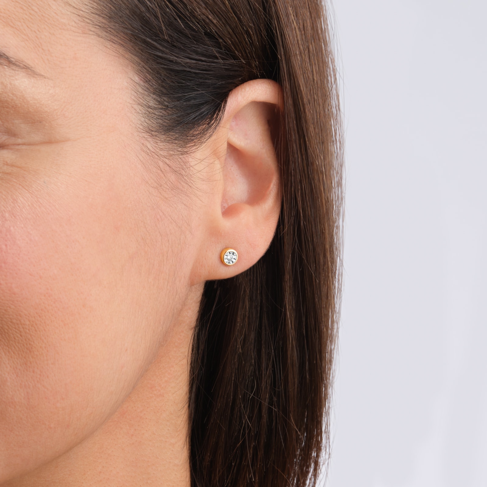 Best Luxury
9ct Yellow Gold 0.16cttw Diamond Birthstone Stud Earrings Best Luxury
9ct Yellow Gold 0.16cttw Diamond Birthstone Stud Earrings