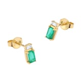 Goldsmiths 18ct Yellow Gold 0.06ct Diamond & Emerald Stud Earrings