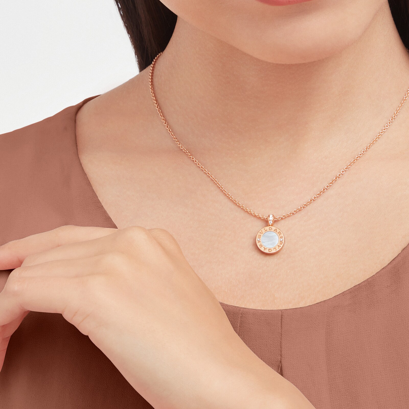 Bvlgari Jewelry 18k Rose Gold Bvlgari Bvlgari 0.11cttw Diamond and Mother of Pearl & Black Onyx Necklace 15-18 Inch