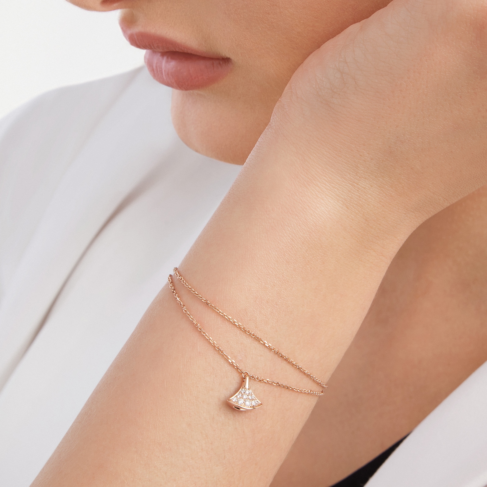 Bvlgari Jewelry 18K Rose Gold Divas Dream Diamond Bracelet - Size M/L