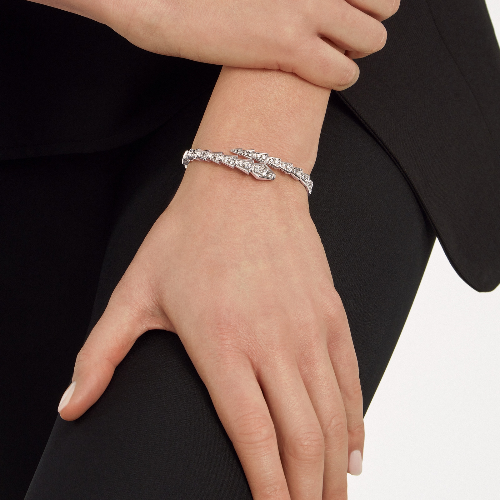 Bvlgari Jewelry 18K White Gold Serpenti Viper Diamond Bracelet - Size L Bvlgari Jewelry 18K White Gold Serpenti Viper Diamond Bracelet - Size L
