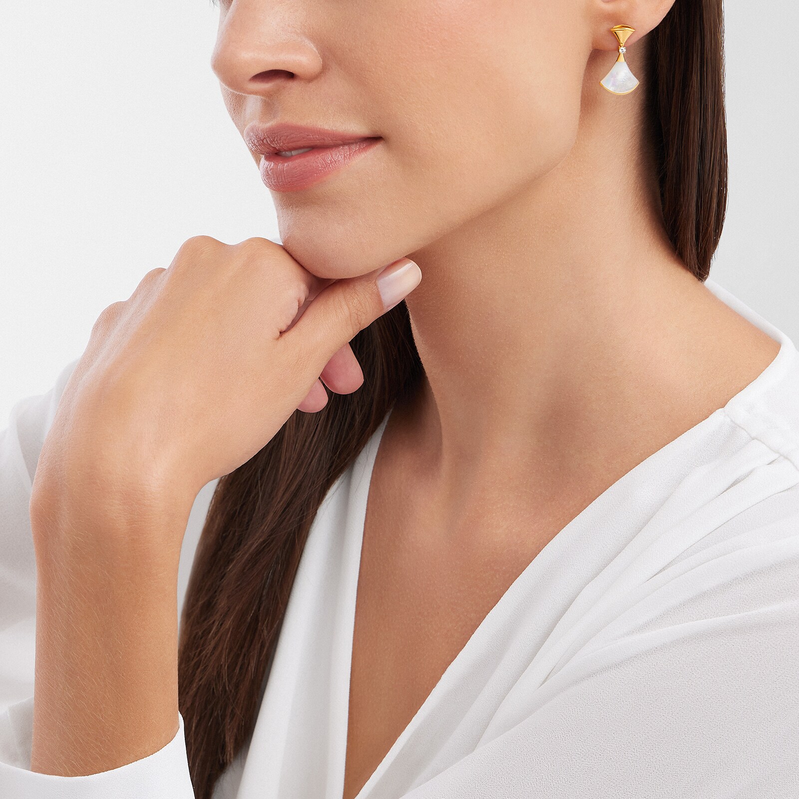 Bvlgari Jewelry 18K Yellow Gold Divas Dream Diamond & Mother Of Pearl Drop Earrings