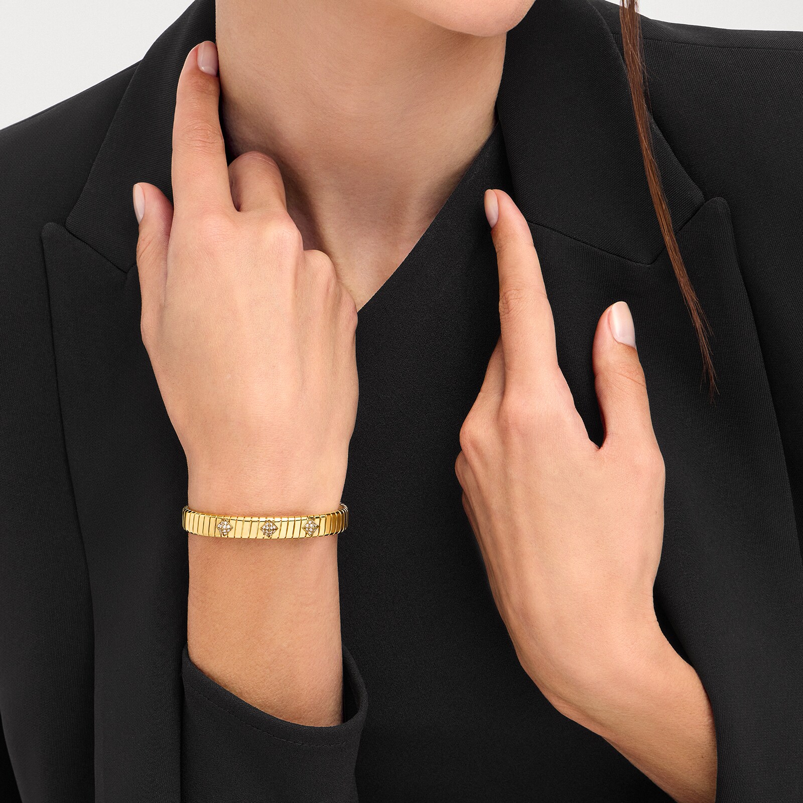 Bvlgari Jewelry 18K Yellow Gold Serpenti Tubogas Diamond Bracelet Size M