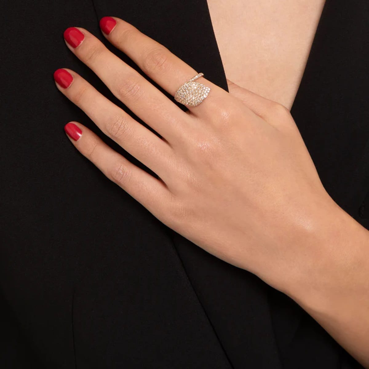 Pasquale Bruni Aleluia Ring in 18ct Rose Gold with White and Champagne Diamonds Pasquale Bruni Aleluia Ring in 18ct Rose Gold with White and Champagne Diamonds