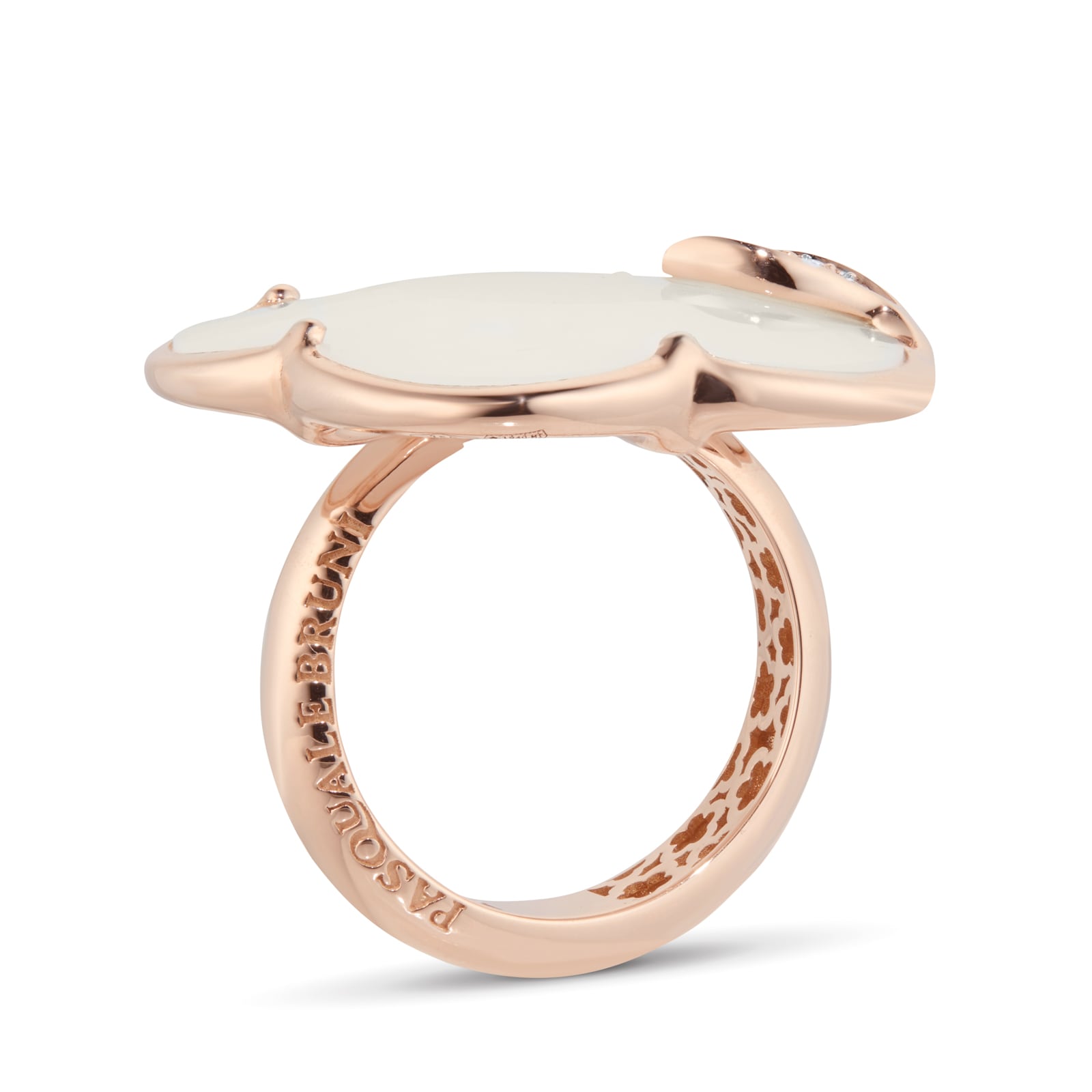 Pasquale Bruni Ton Joli Ring in 18ct Rose Gold with White Agate and Mother of Pearl doublet and Diamonds - Ring Size O Pasquale Bruni Ton Joli Ring in 18ct Rose Gold with White Agate and Mother of Pearl doublet and Diamonds - Ring Size O